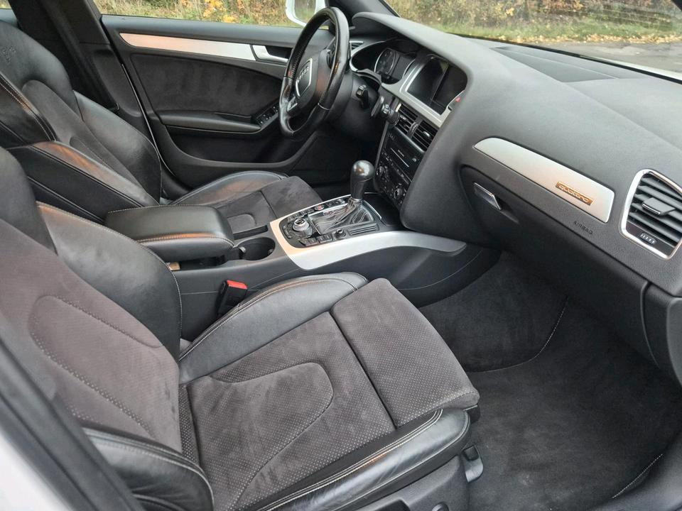 Audi A4 2011 — фото 8