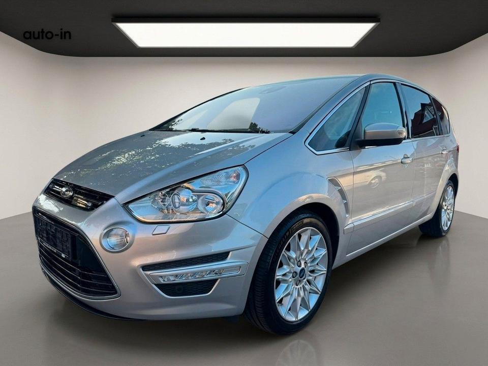 Ford S-Max 2013 — interior