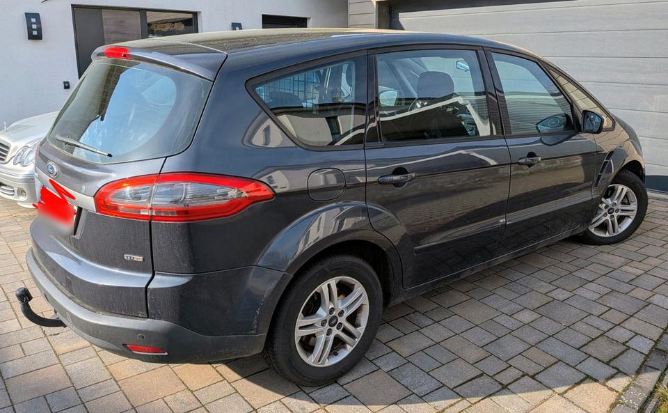 Ford B-Max 2010 — engine
