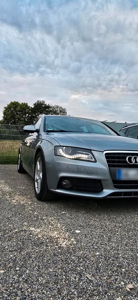 Audi A4 2010 — rear view
