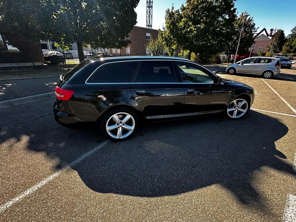 Audi A6 2010 — engine