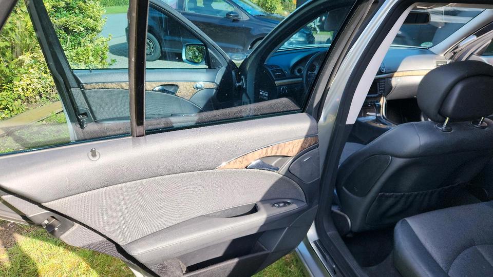 Mercedes Benz Weitere E-Klasse 2007 — photo 15