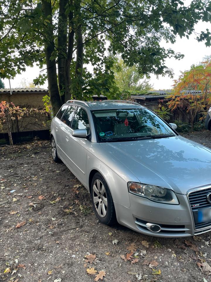 Audi A4 2005 — двигун
