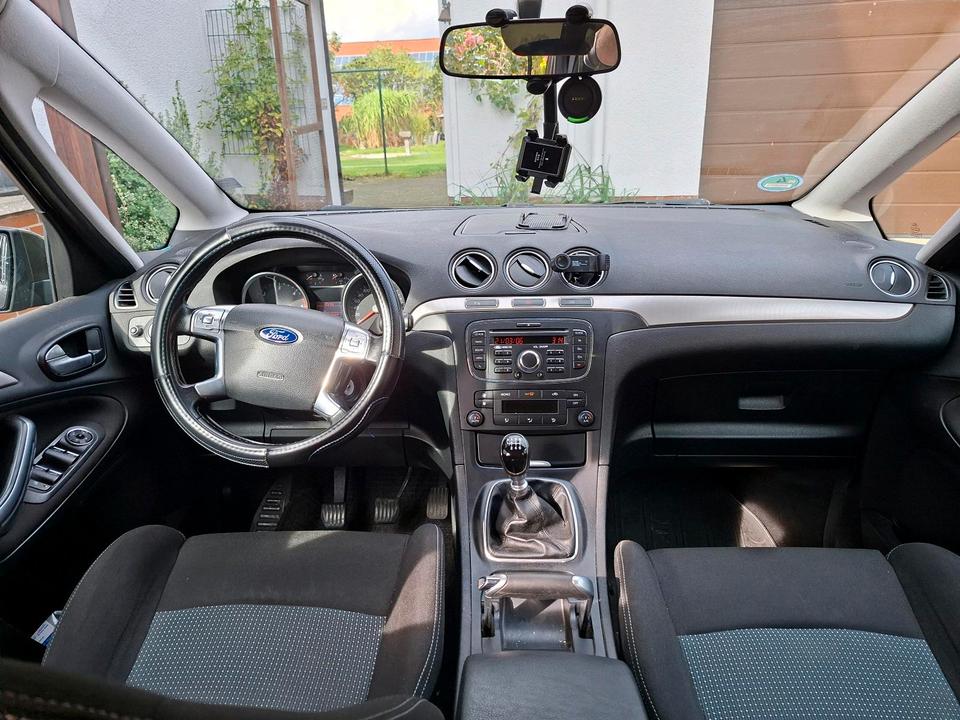 Ford S-Max 2012 — photo 6