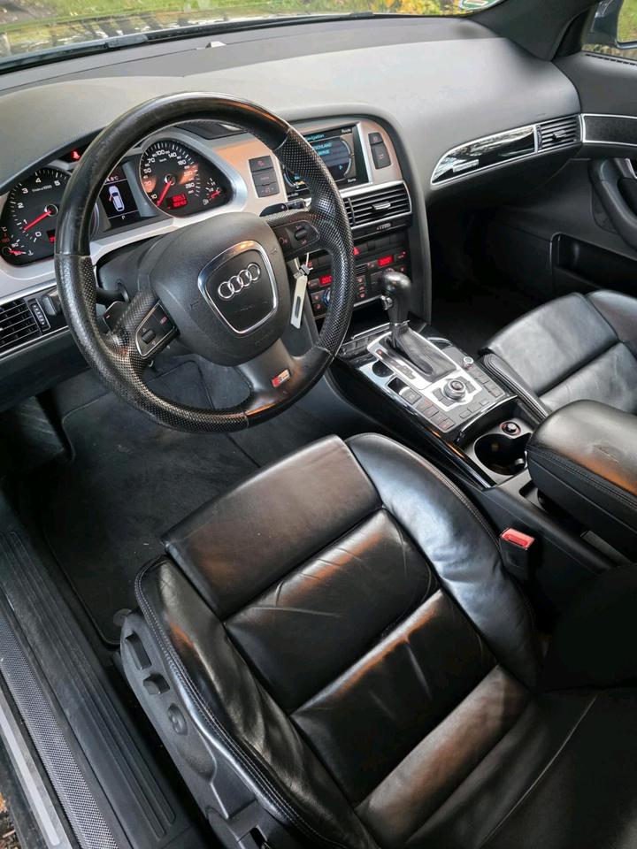 Audi A6 2011 — engine