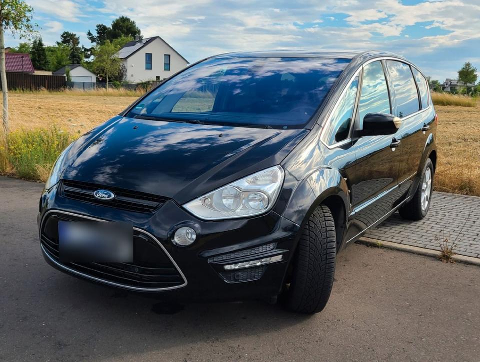Ford S-Max 2010 — photo 10