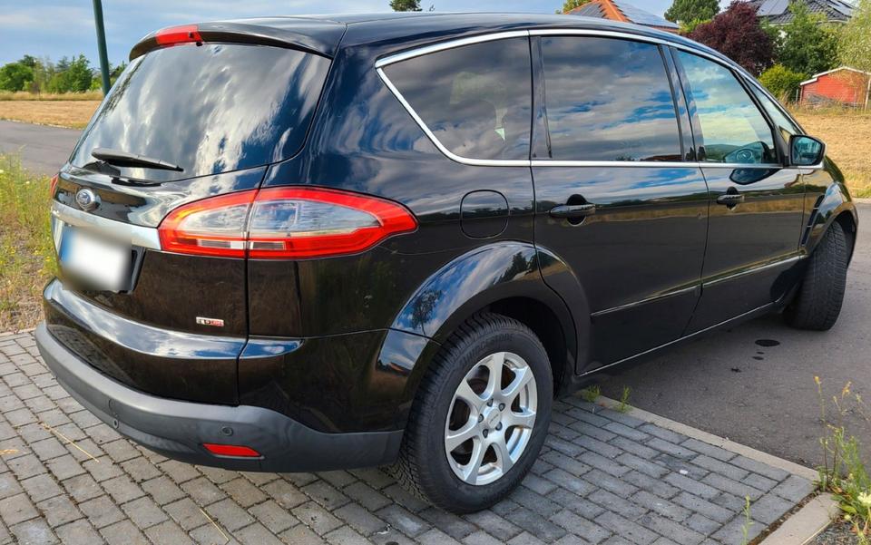 Ford S-Max 2010 — engine