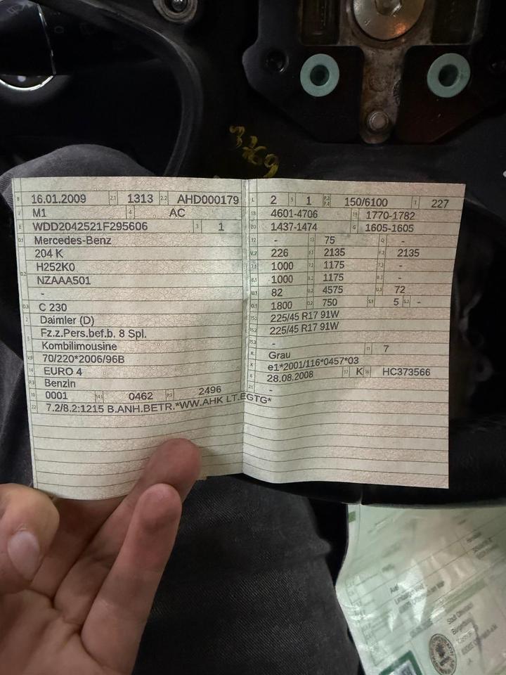 Mercedes Benz C 180 2009 — photo 9