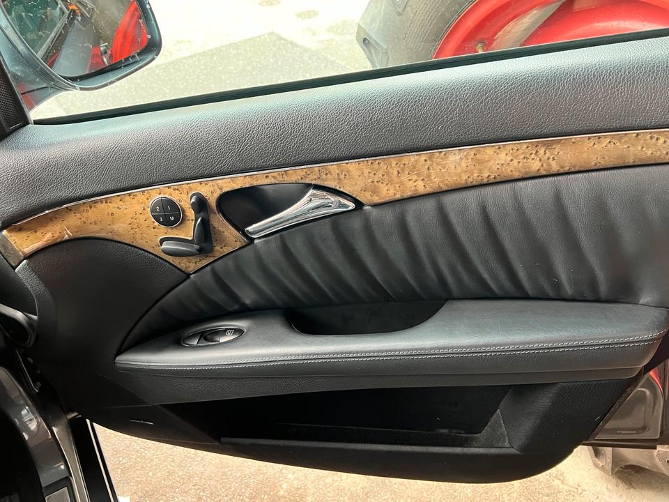 Mercedes Benz E 320 2006 — photo 15