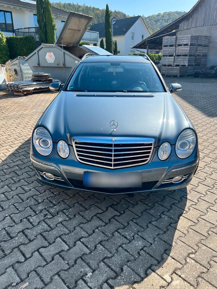 Mercedes Benz E 320 2006 — interior