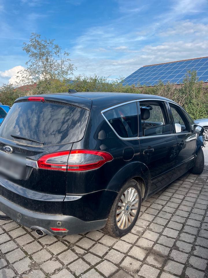 Ford S-Max 2013 — interior