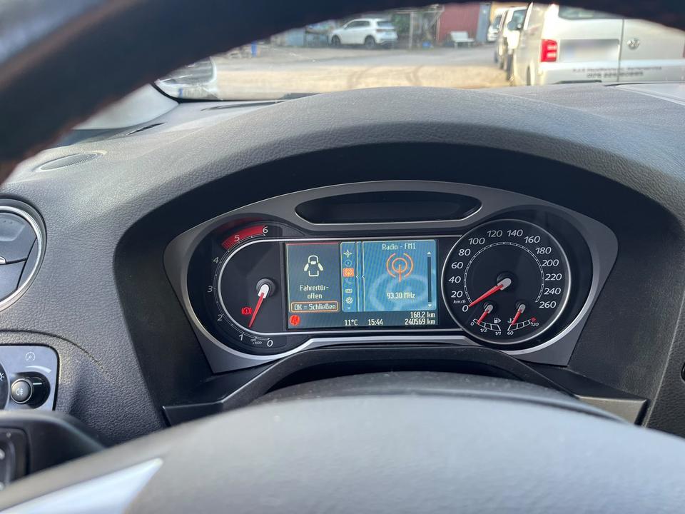 Ford C-Max 2008 — photo 7