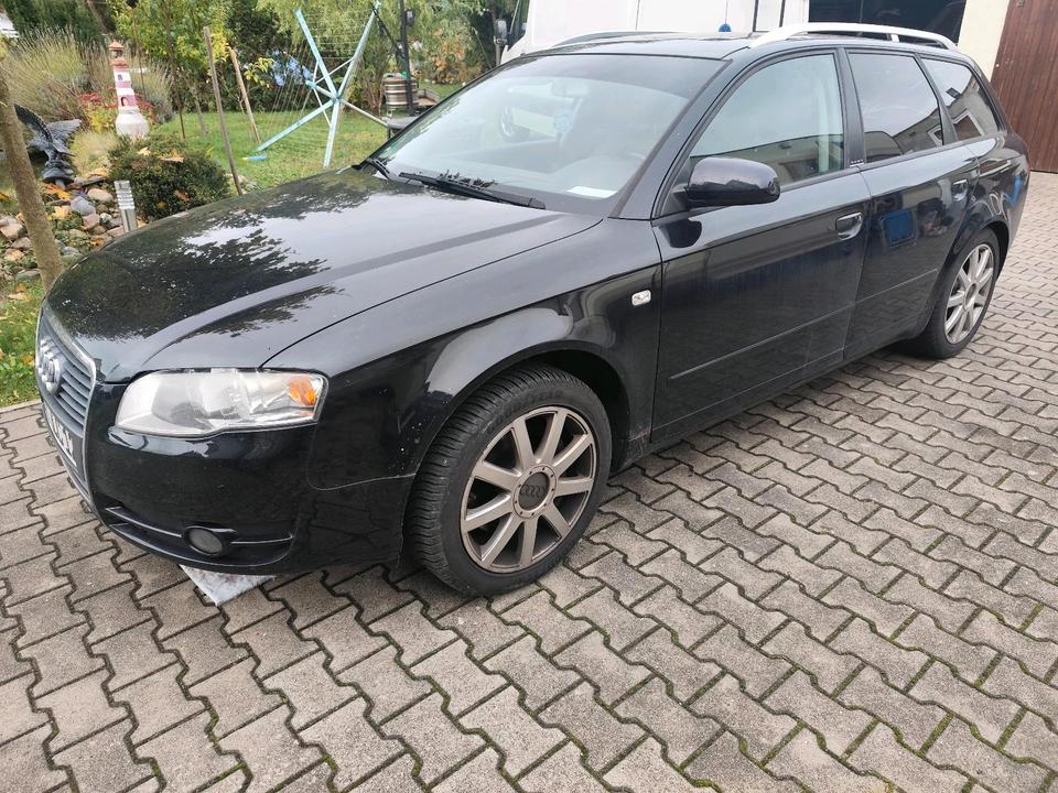 Audi A4 2005 — rear view