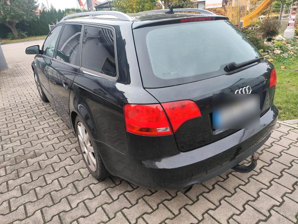 Audi A4 2005 — interior