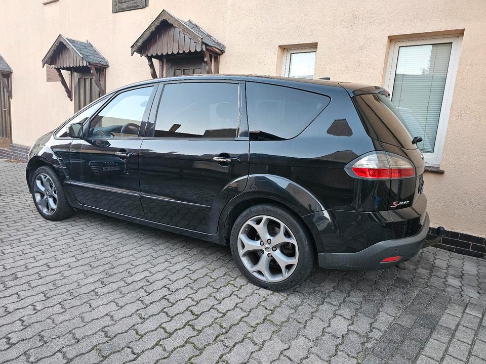 Ford S-Max 2009 — салон