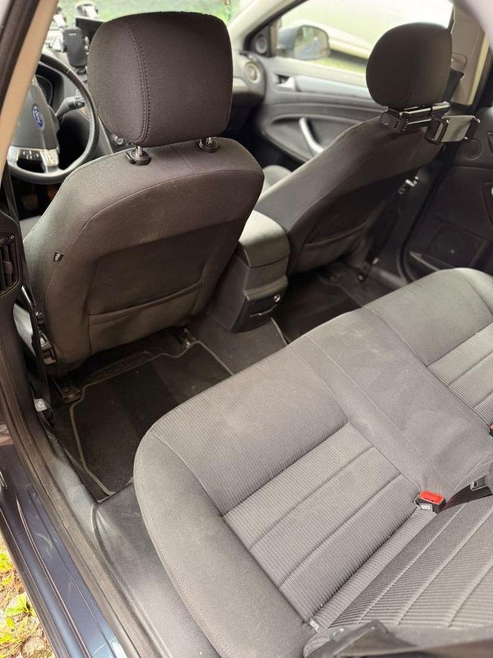 Ford Mondeo 2012 — photo 9