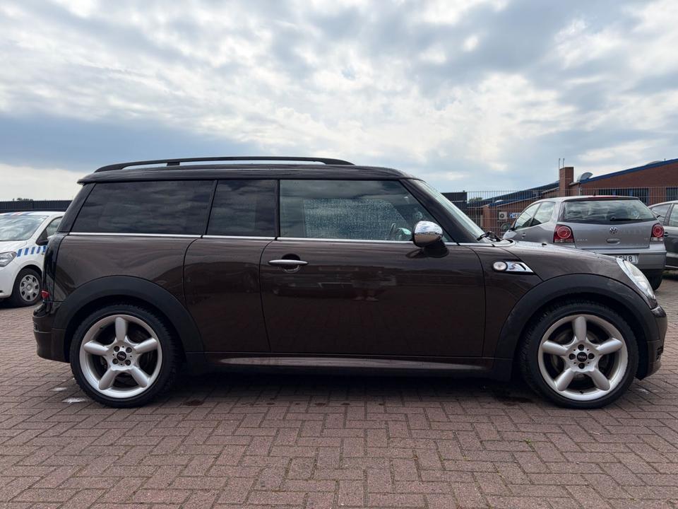 Mini Cooper S Clubman 2010 — engine