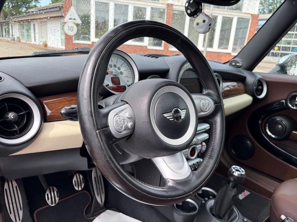 Mini Cooper S Clubman 2010 — photo 9