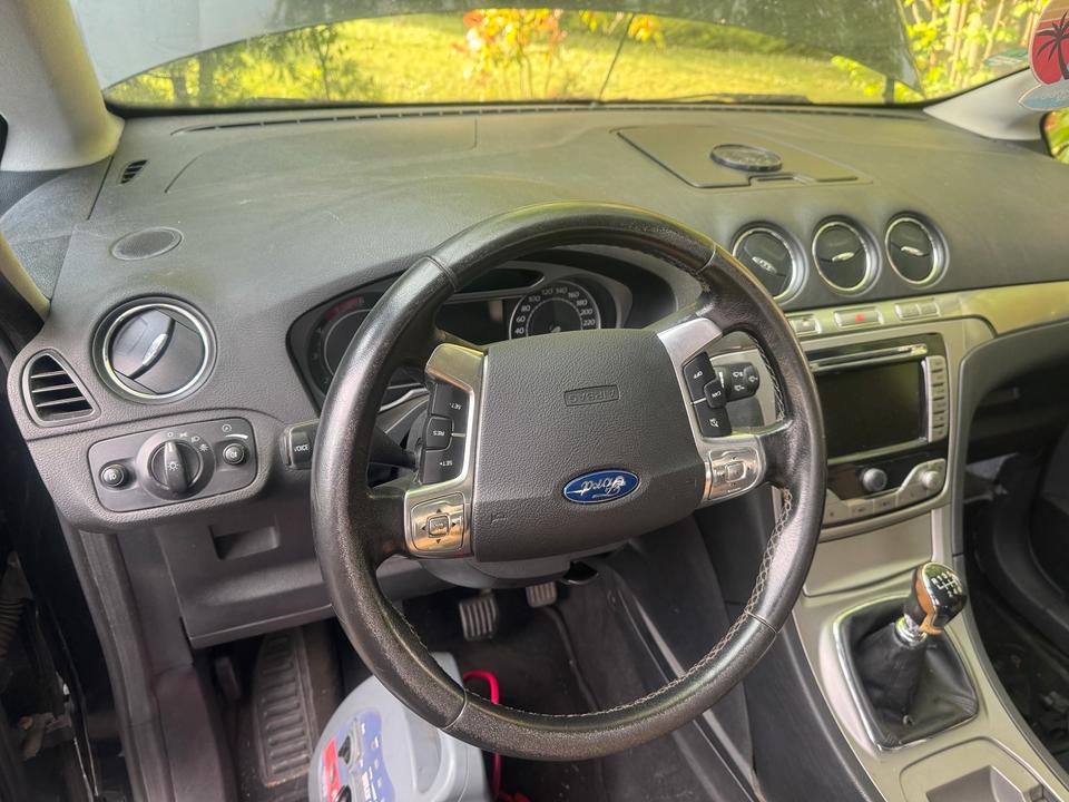 Ford S-Max 2008 — interior