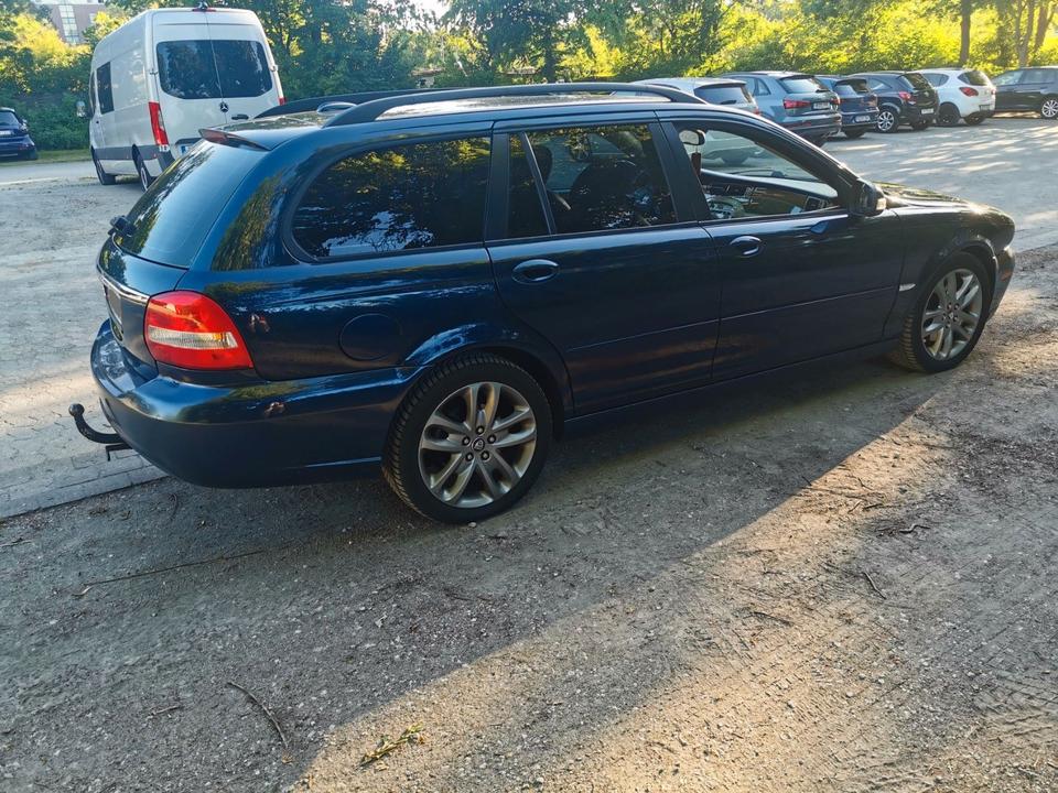 Jaguar S Type, 2010
