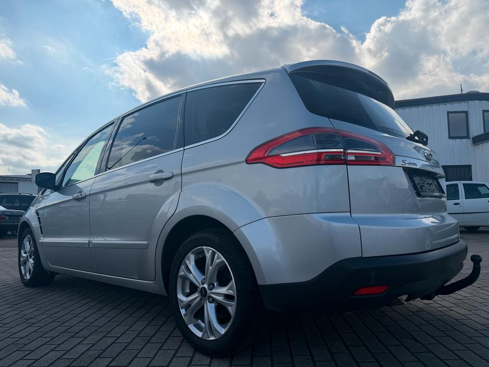 Ford S-Max 2011 — photo 5