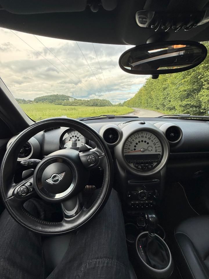 Mini Cooper 2012 — photo 13