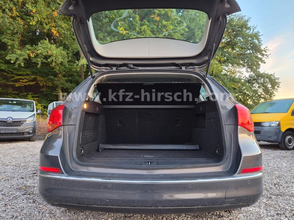 Opel Astra 2014 — photo 11