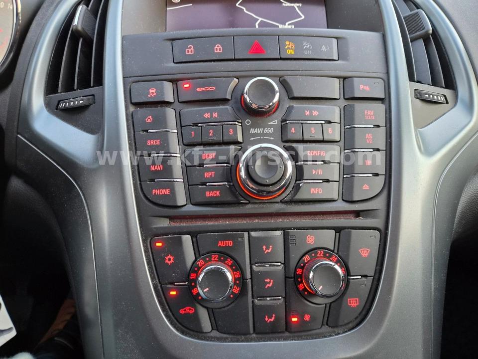 Opel Astra 2014 — photo 12