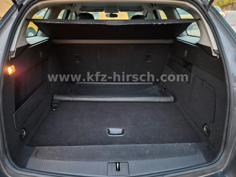 Opel Astra 2014 — photo 15