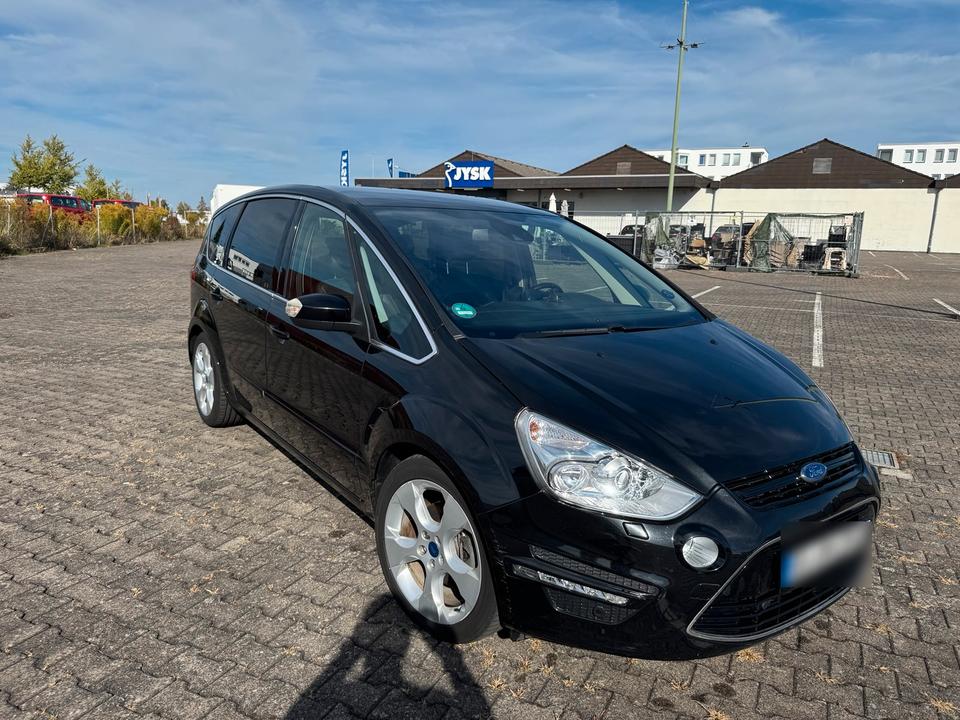Ford S-Max 2013 — interior