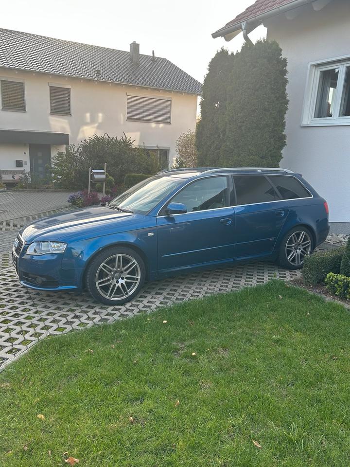 Audi A4 2007 — салон