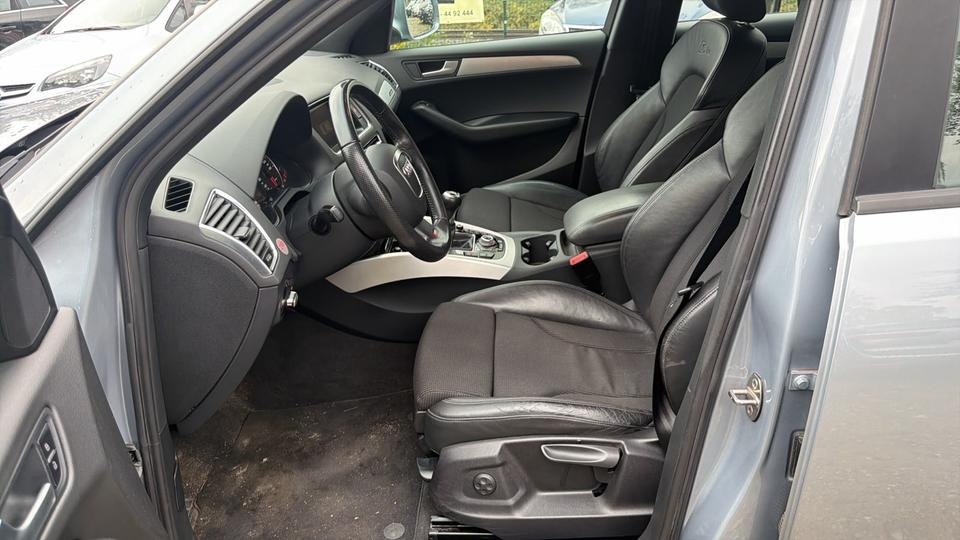 Audi Q5 2010 — photo 14