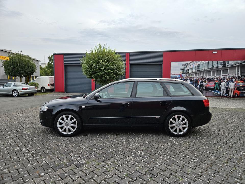 Audi A4 2005 — photo 13