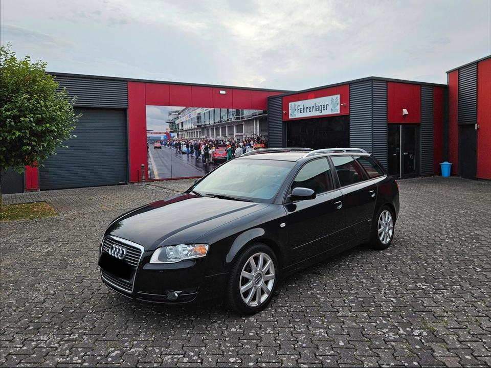 Audi A4 2005 — rear view