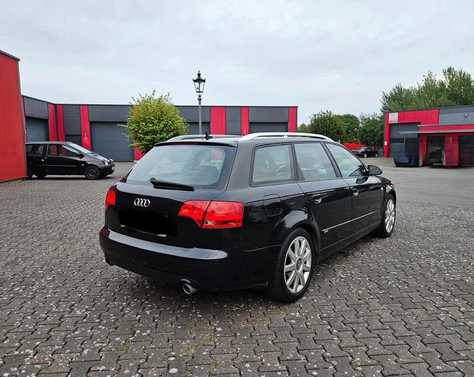 Audi A4 2005 — engine