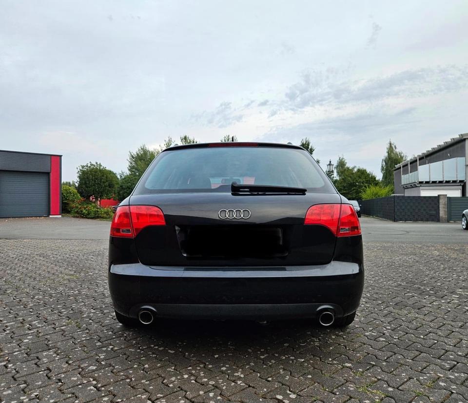 Audi A4 2005 — photo 6