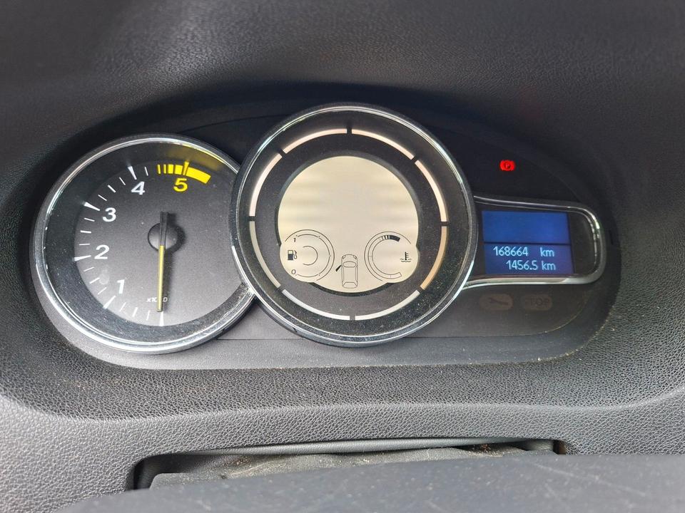 Renault Megane 2014 — photo 10