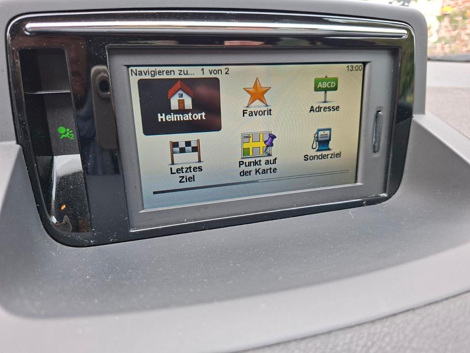 Renault Megane 2014 — photo 9