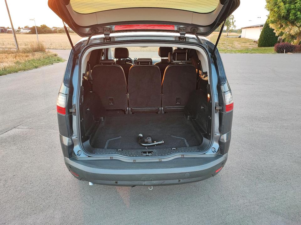 Ford S-Max 2008 — photo 12