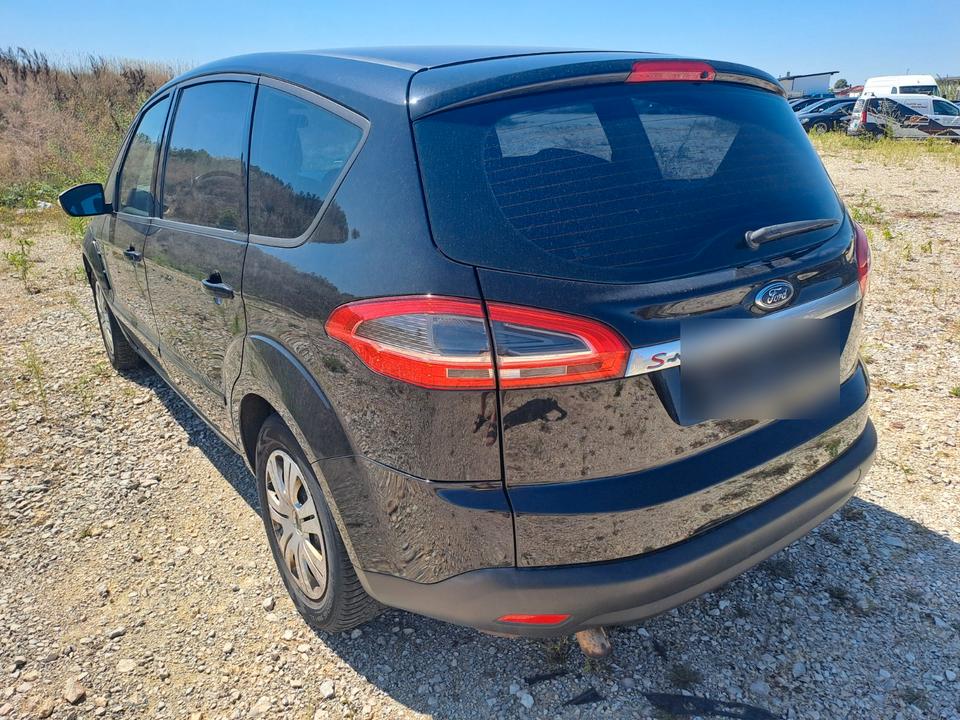 Ford S-Max 2011 — photo 6