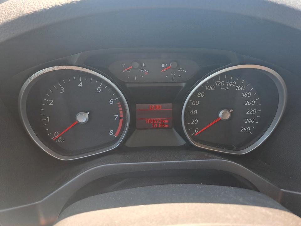Ford S-Max 2011 — photo 9