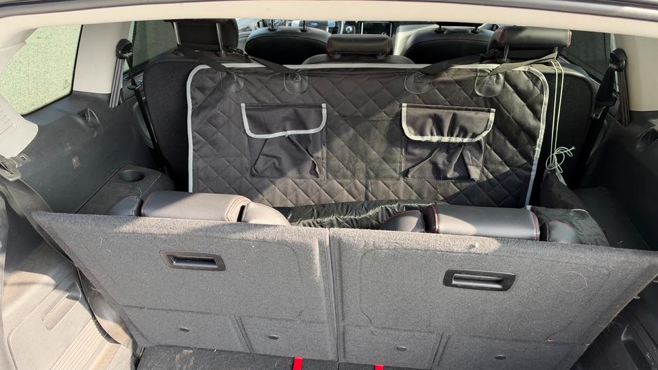 Ford S-Max 2011 — photo 13