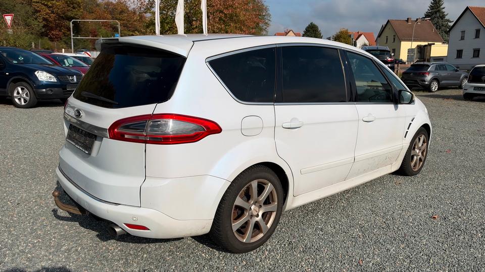 Ford S-Max 2011 — photo 9