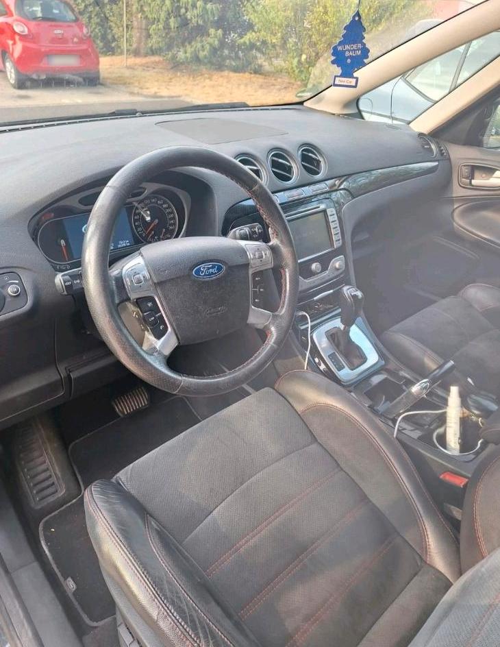 Ford S-Max 2010 — engine