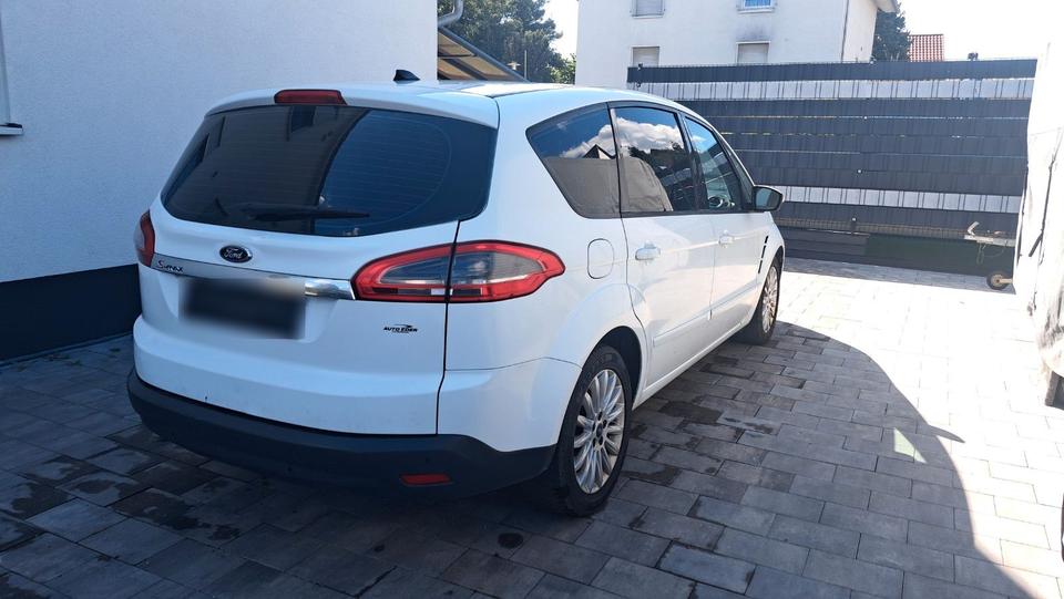 Ford S-Max 2014 — двигун