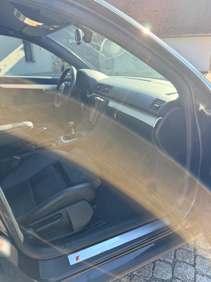 Audi A4 2007 — photo 12