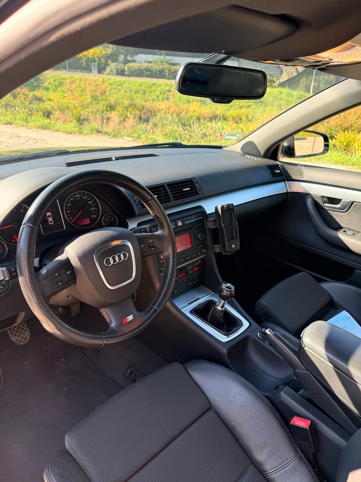 Audi A4 2007 — photo 17