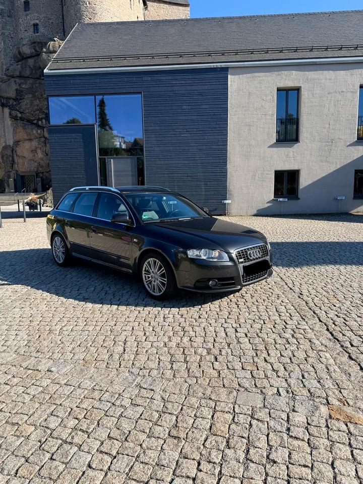 Audi A4 2007 — engine