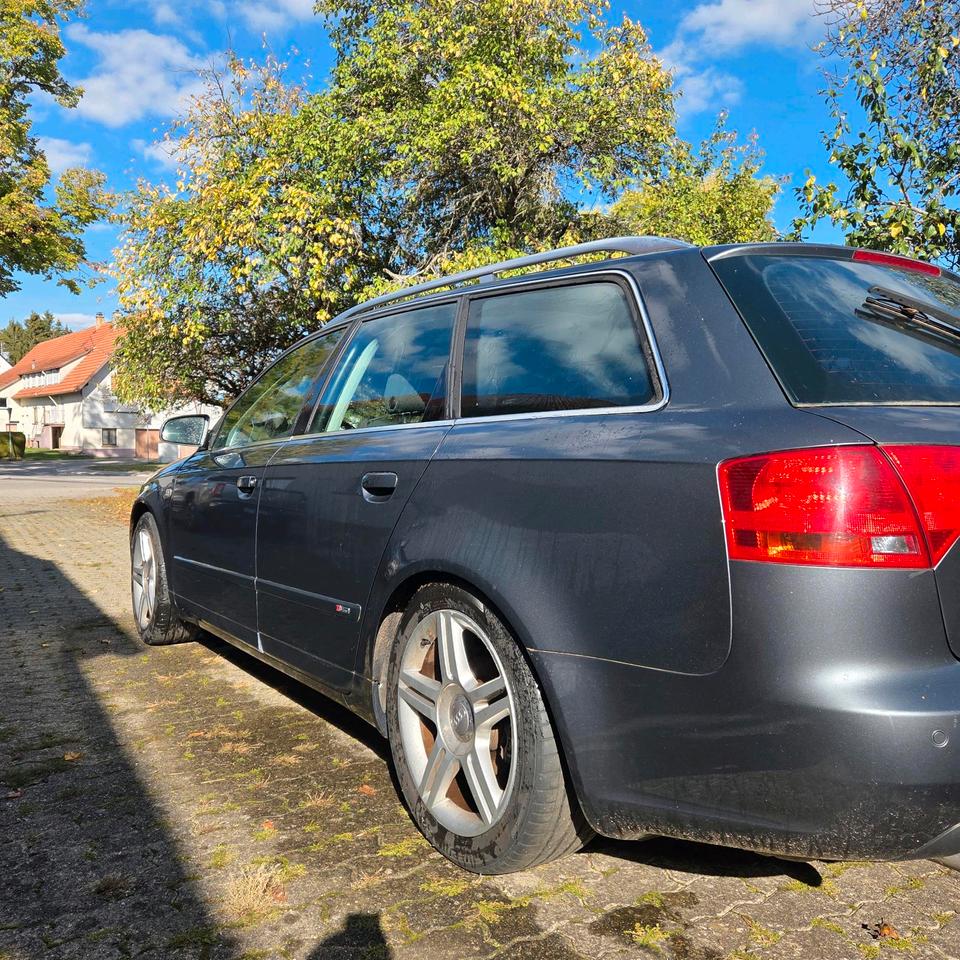 Audi A4 2004 — двигун