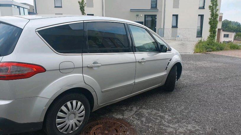 Ford S-Max, 2011